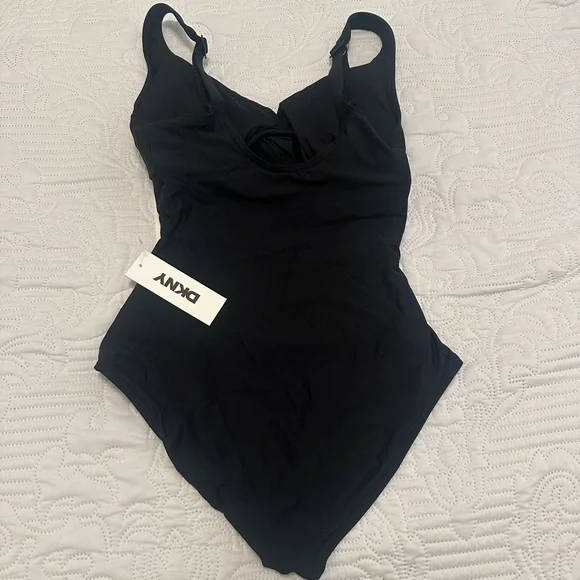 NWOT DKNY Women's Twist Tummy Control One Piece Swimsuit - Picture 5 of 8